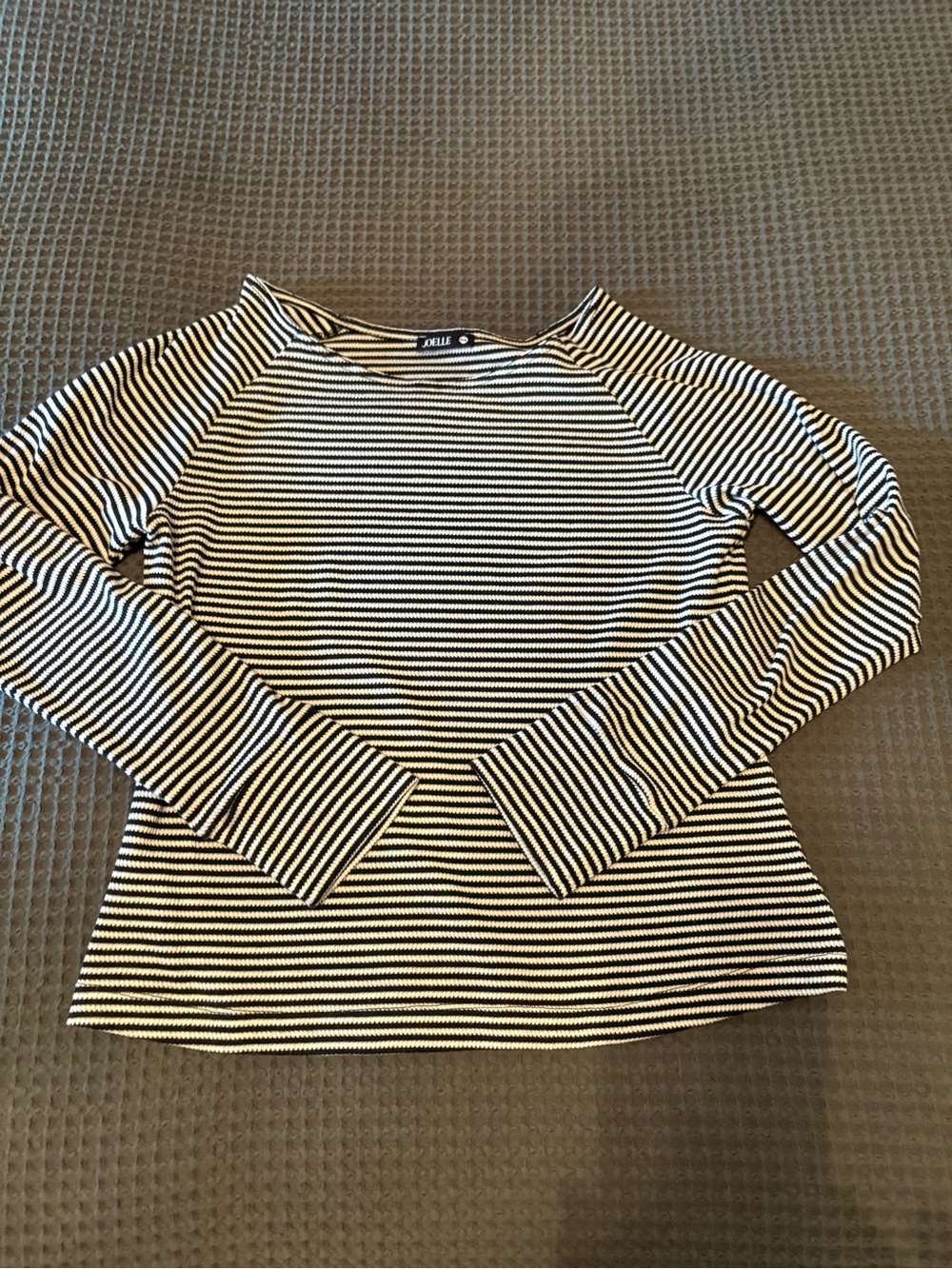 Joelle - Rayen - Black and White Striped Long-Sleeve Crew Tee